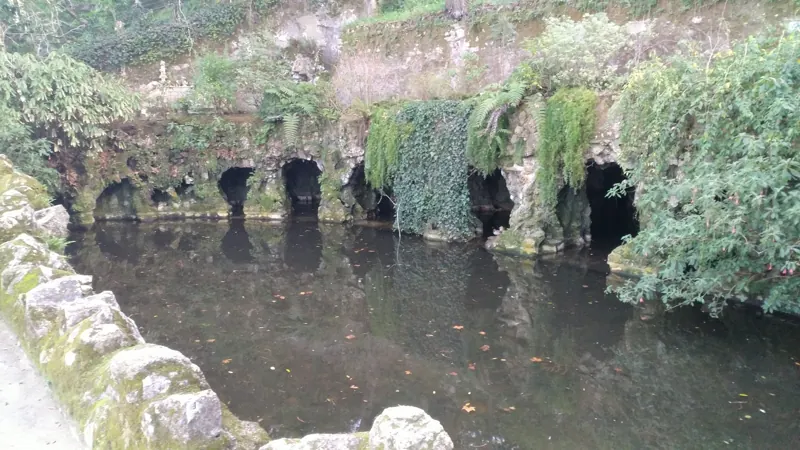 Grotto lake at Quinta da Regaleira