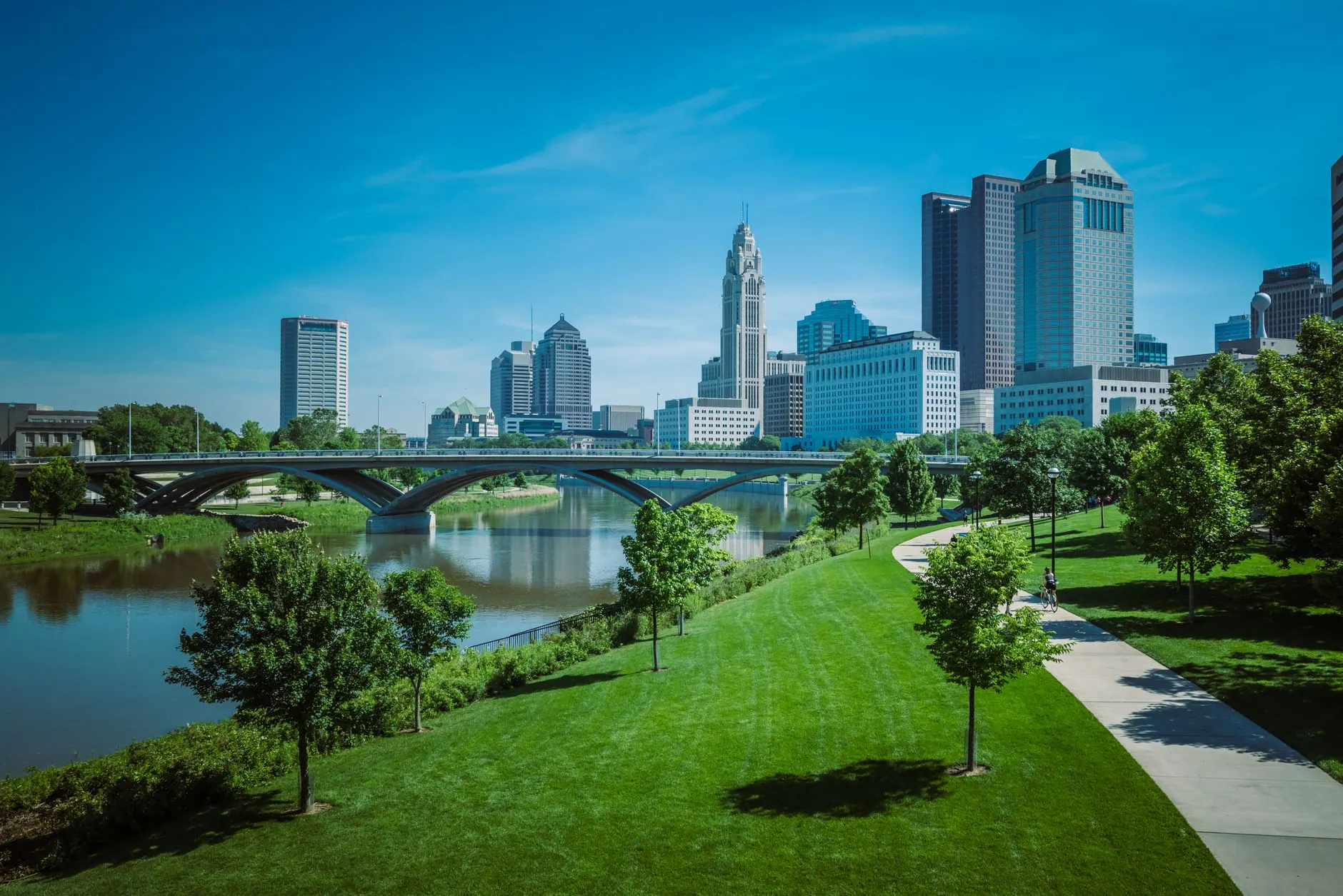 Columbus, Ohio skyline along the Scioto River